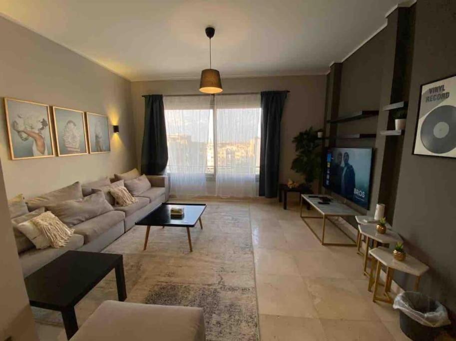 Sunny Bright 1br In Palm Hills Apartment Cairo