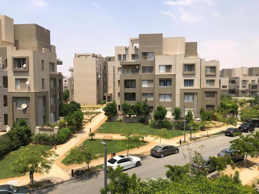 Sunny Bright 1br In Palm Hills * Cairo